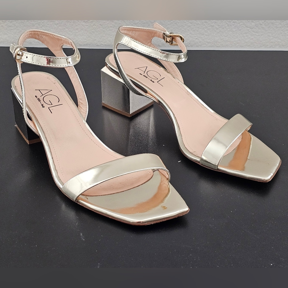 AGL Angie Metallic Light Gold Block Heel Ankle Strap Sandals 40.5/10.5M